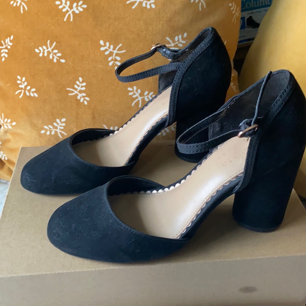 Lauren Conrad pinup heels
